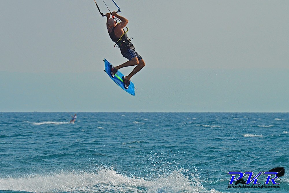 Osso Kite Surf Kiteboard freestyle 08