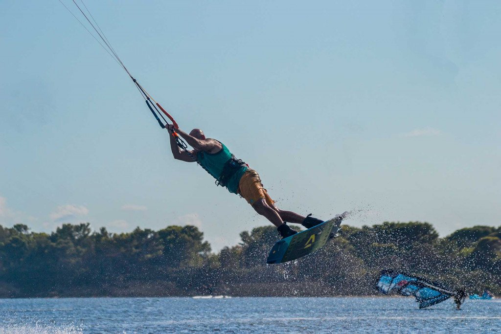 Kitesurf Stagnone Corsi lezioni prezzi