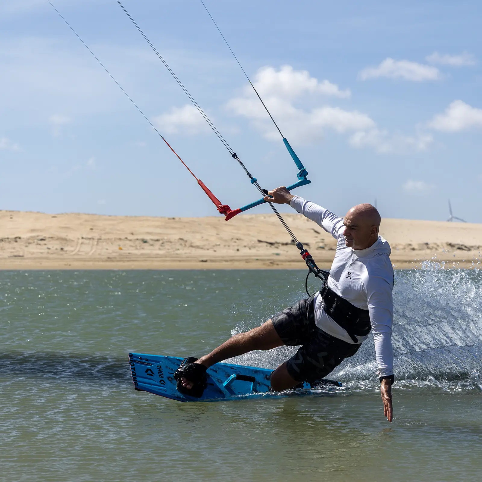 Scuola di Kite Surf nel Lazio - Corsi principianti e avanzati